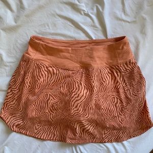 Outdoor Voices Hudson 4" Skort in Orange Zebra - Women’s Medium